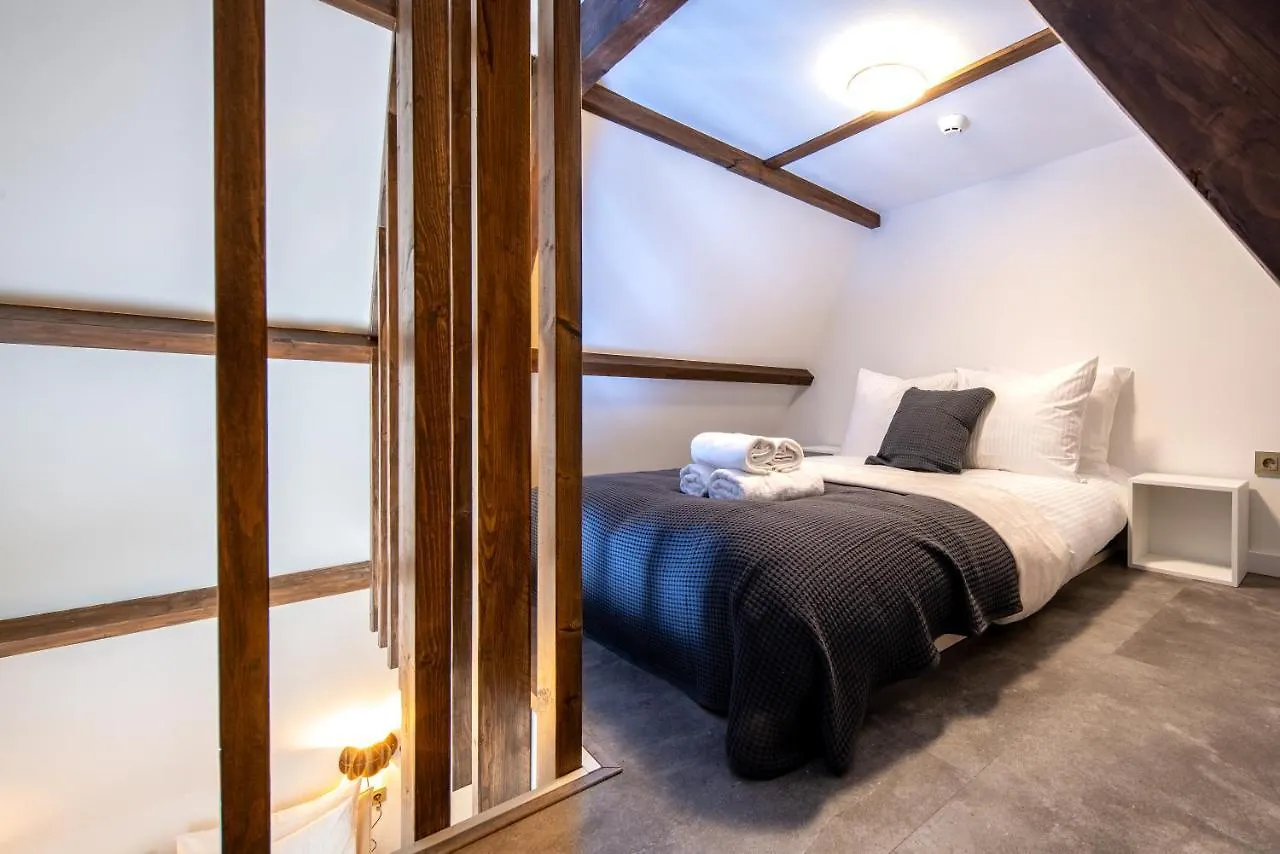 New Family Penthouse 7Min From Rotterdam Central Station Top Floor App4 Schiedam 0*,  Nederland