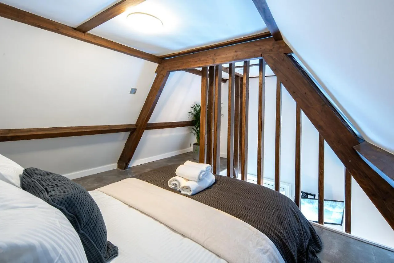 New Family Penthouse 7Min From Rotterdam Central Station Top Floor App4 Schiedam Bed & Breakfast
